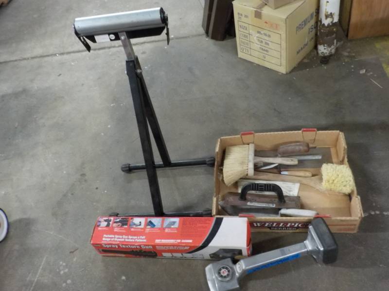 lot 100 image: lot of Tools and more...