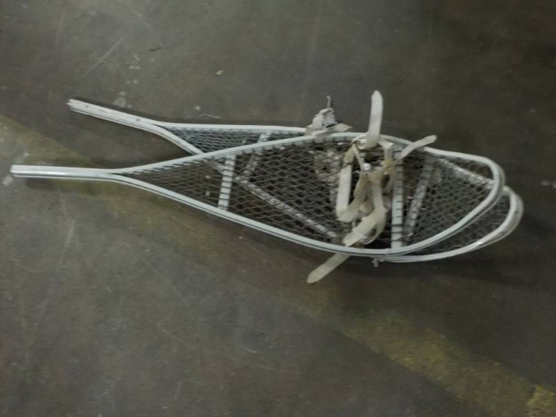 lot 106 image: Pair of Snow shoes 46 Length...