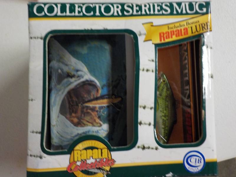 lot 116 image: Rapala Collector Series Mug and Lur...