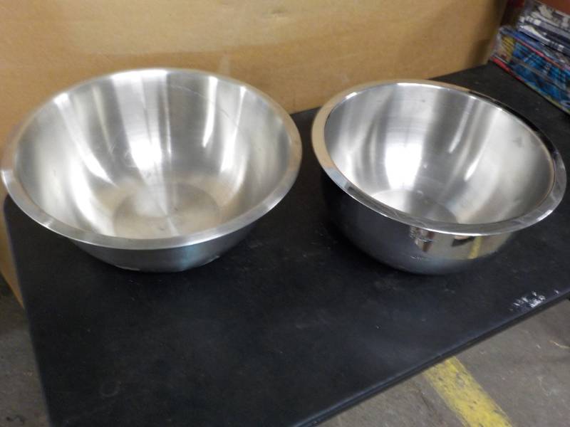 lot 145 image: Wolfgang Puck Stainless Steel Large...