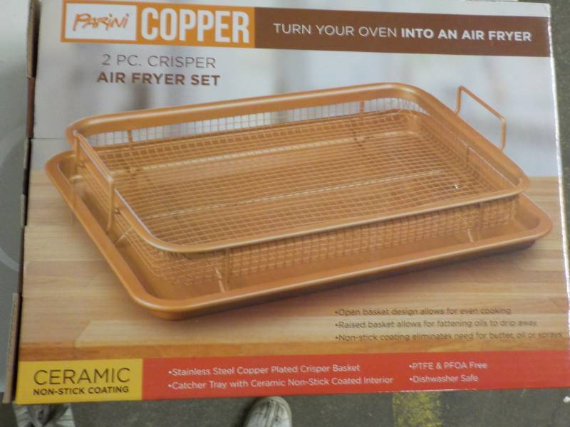 lot 147 image: Panini Copper 2 pc Crisper Set...