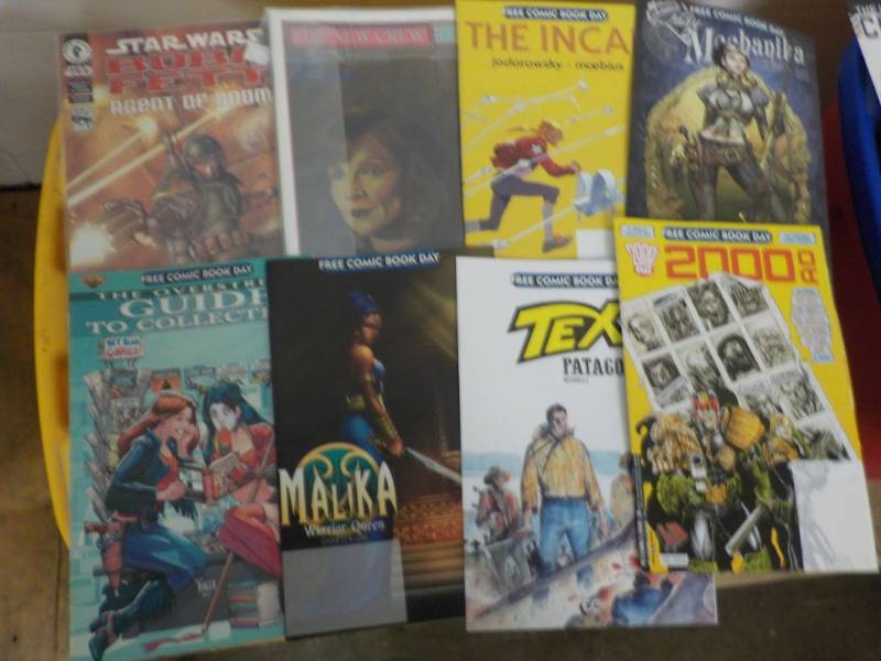 lot 220 image: Comics...