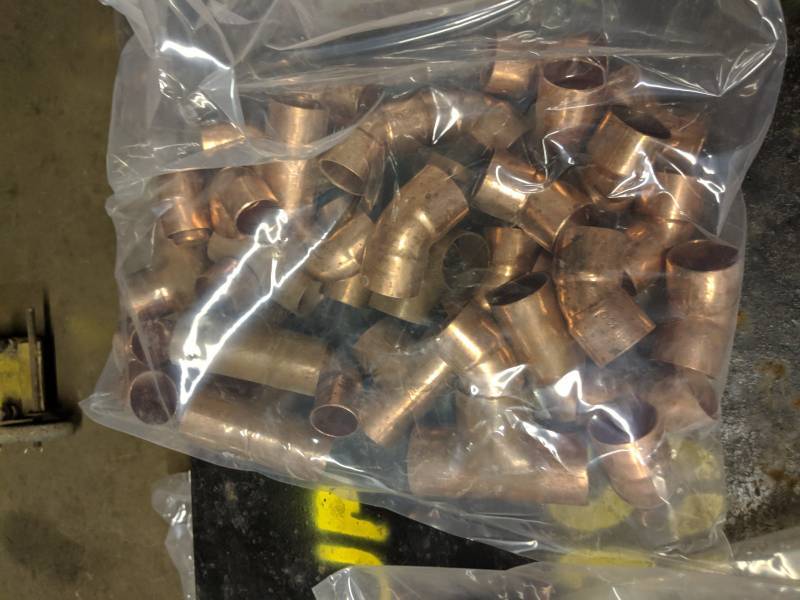 lot 411 image: 1-12in. Brass Pipe Fittings