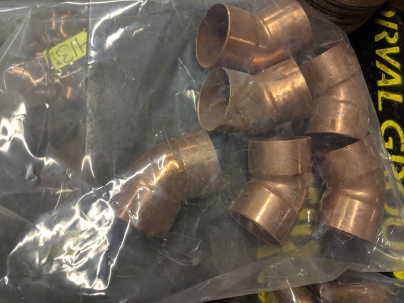 lot 412 image: 3-14in. Brass Pipe Fittings