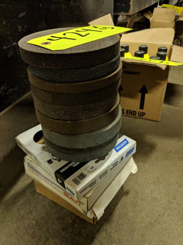 lot 424 image: Lot of (13) CGW 6x34x1in. A36-0-V Grinding Wheels