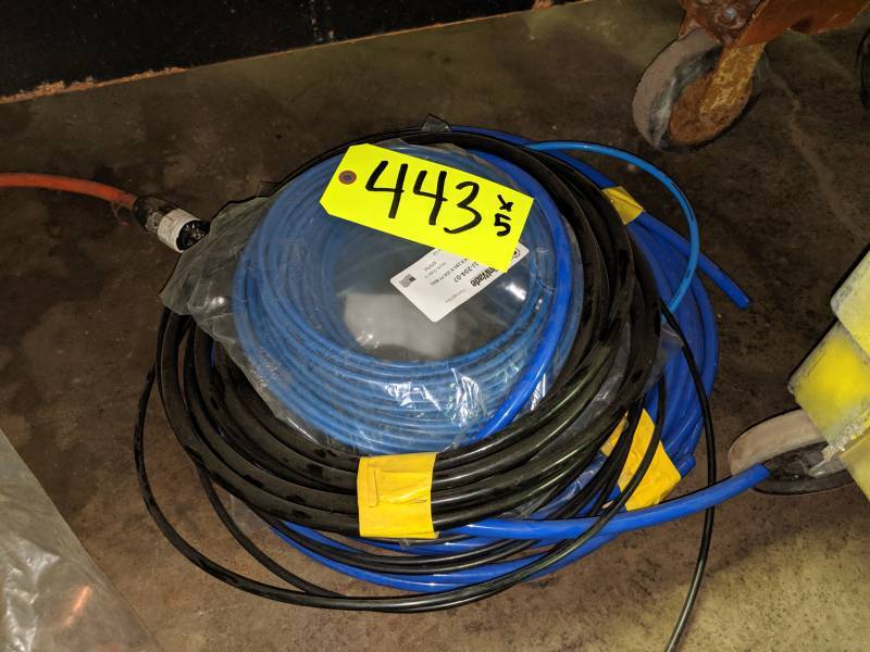 lot 443 image: Lot of (5) FreelinWade Blue Nylon 14x.180x100ft. Bag