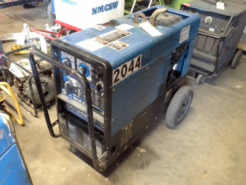 Miller Bobcat 250 NT CC/CV-AC/DC Welder - 10000W Generator | St. Paul