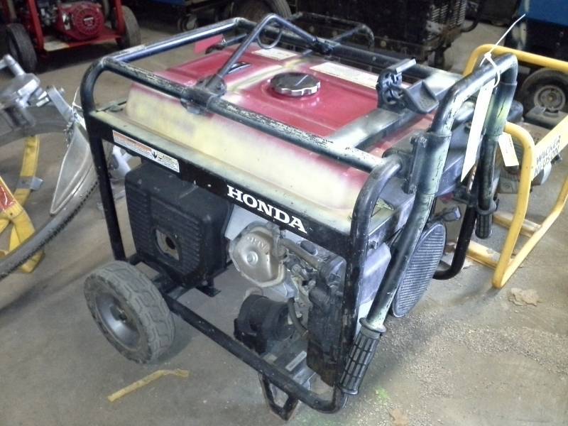 lot 115 image: Honda EB 6500X 120240 30A Portable Generator