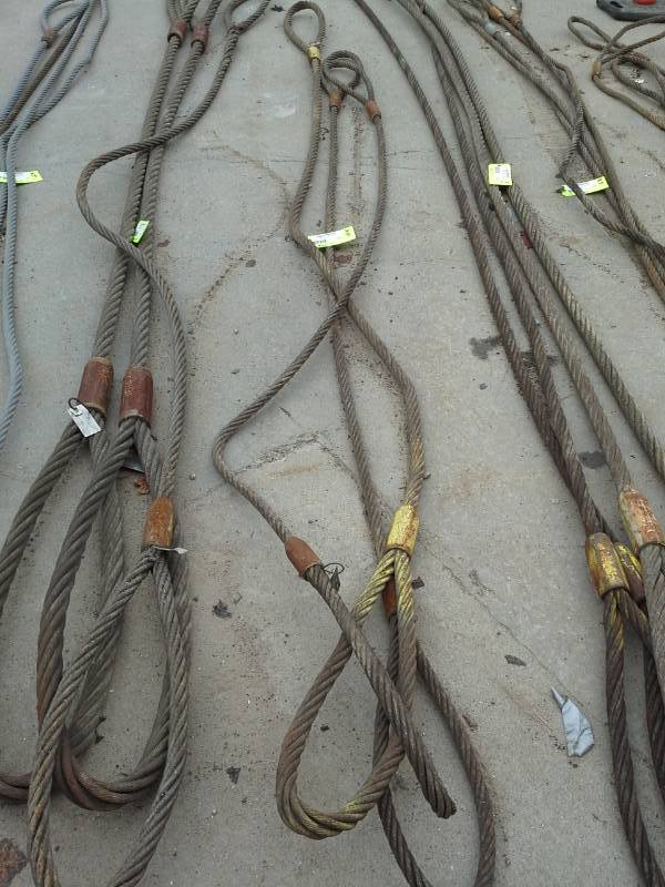 lot 121 image: Lot of (3) Total Tool Supply Inc. 1in. Steel Cable with Crimped Loop Hook
