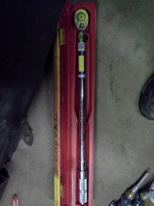 lot 251 image: Torque Wrench with Plastic Carry Case