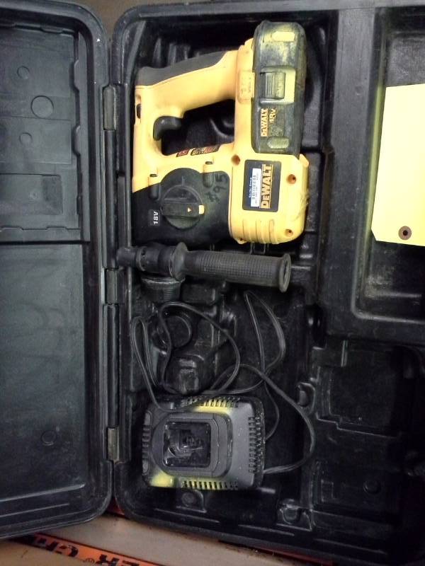 lot 265 image: DeWalt DC212 18V SDS Hammer, Battery, Charger, Case