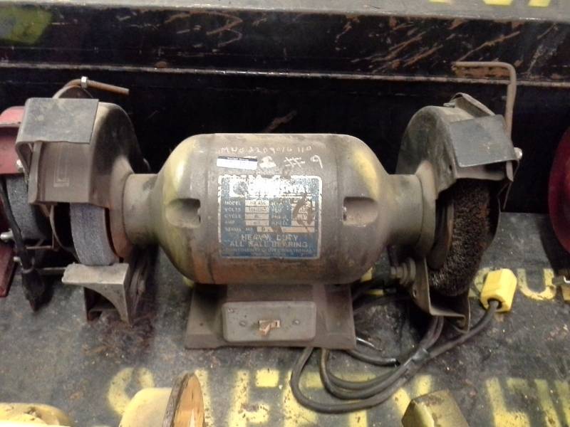 lot 275 image: Continental Heavy Duty Dual Head Bench Grinder 758G5G