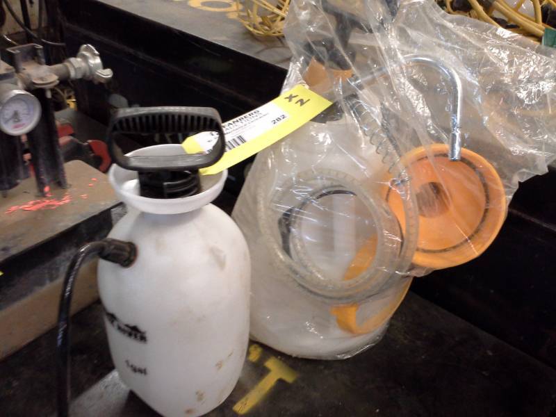 lot 282 image: Lot of (2) Rock River 1-Gallon Pressure Sprayers
