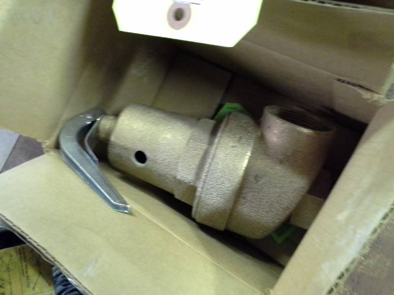 lot 302 image: Lot of (4) Apollo Hot Water Relief Valve 1-14in. X 1-12in. 75 PSI