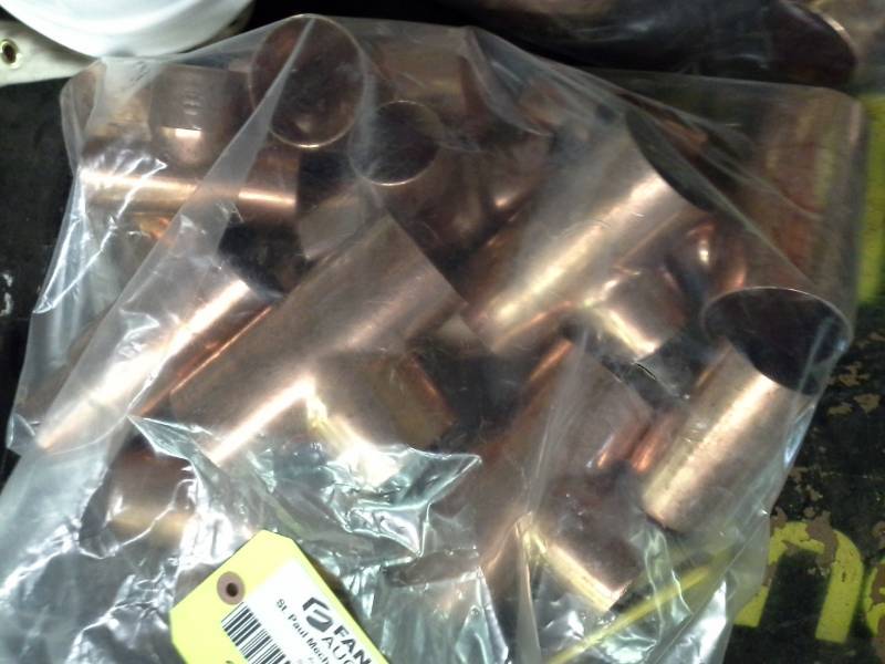 lot 316 image: 2-14in. Brass Pipe Fittings
