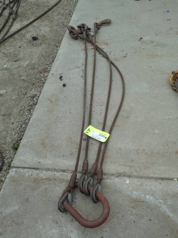 lot 131 image: Lot of (4) Broderick & Bascom Rope Co. Steel Cable with Crimped Loop and Eye HookCable Hook