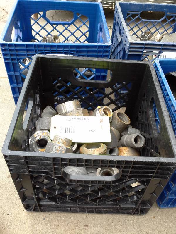 lot 152 image: Pipe Fittings