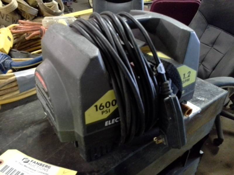 lot 194 image: Ryobi 1600 PSI Electric Pressure Washer RY141612