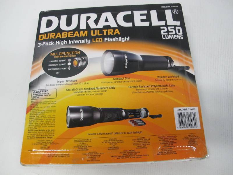 lot 20 image: Duracell Ultra 250 Lumens High-Intensity LED Flashlight, 3-Pack