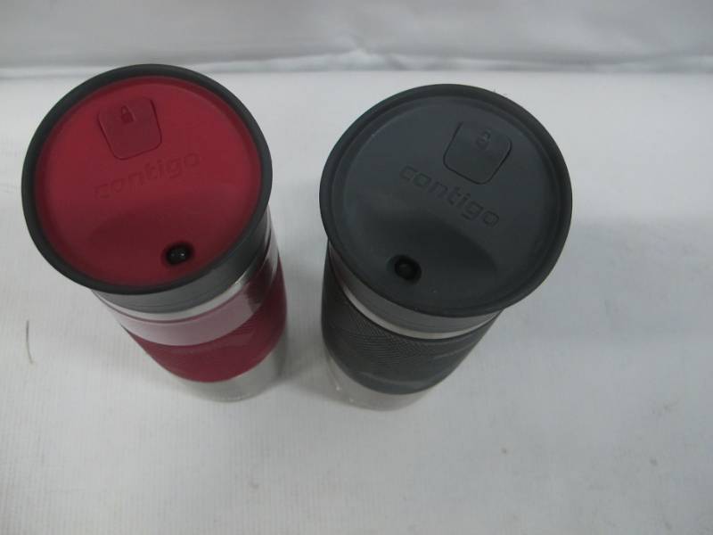 lot 32 image: Contigo Thermal Travel Mug Set Black and Red