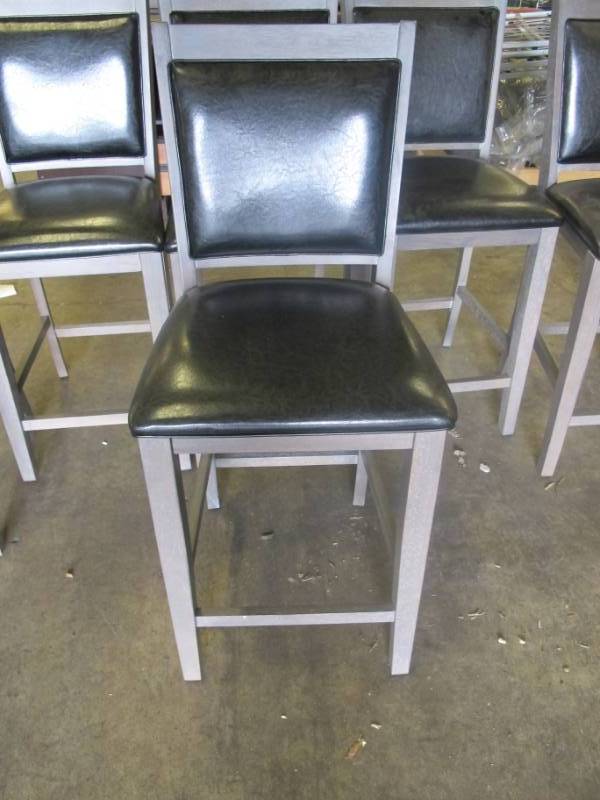 lot 139 image: Wilmington 6 Counter-height Chair Set - Weathered Grey Rubberwood