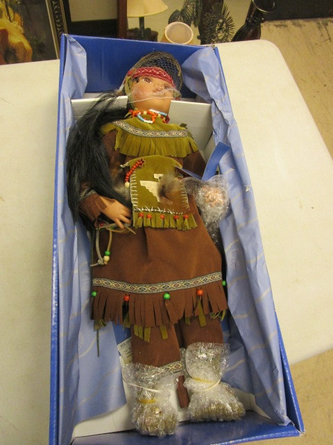 lot 153 image: NEW LIMITED EDITION LINGO WORLD NATIVE AMERICAN DOLL