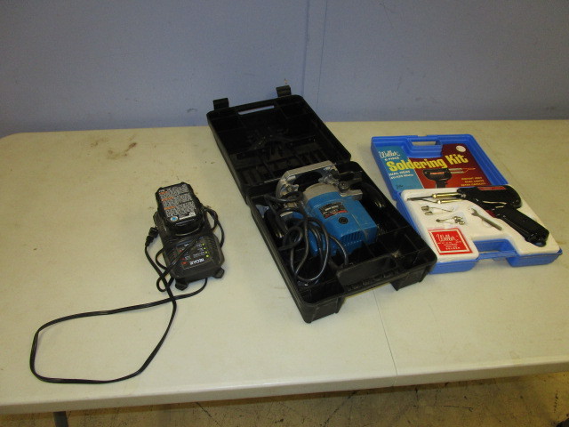 lot 172 image: RYOBI ROUTER, INTELLIPORT CHARGER AND A WELLER SOLDERING KIT