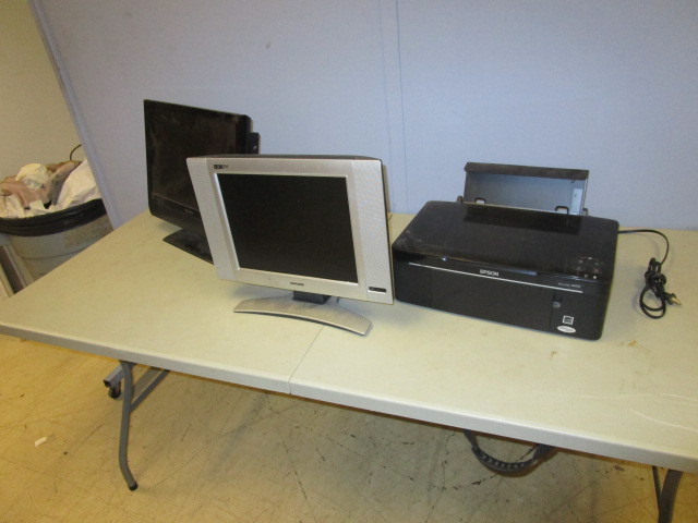 lot 189 image: MAGNAVOX, POLAROID TVS AND EPSION PRINTER