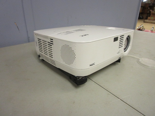 lot 201 image: NEC PROJECTOR