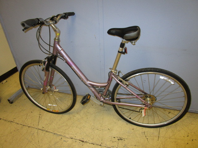 lot 213 image: DIAMONBACK MOUNTAIN BIKE