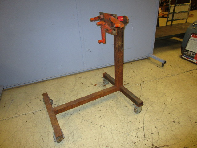 lot 227 image: ENGINE STAND