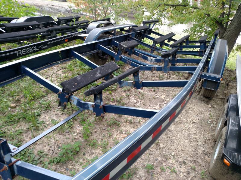 lot 3 image: 2016 Custom Built Boat Trailer, Tri...