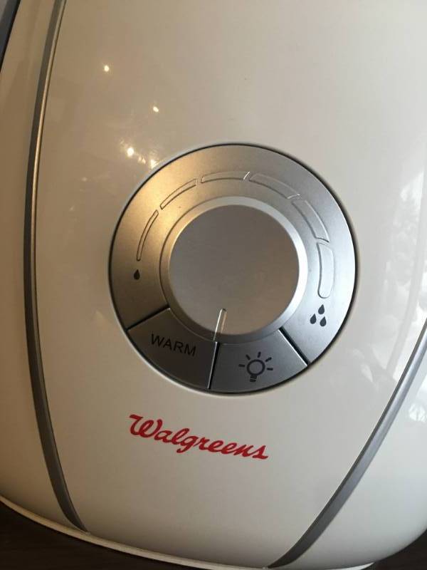 lot 30 image: Humidifier Walgreens brand