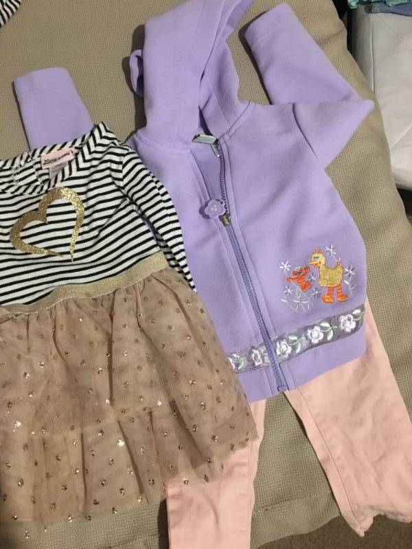 lot 24 image: Assorted Baby Clothes 12-18months
