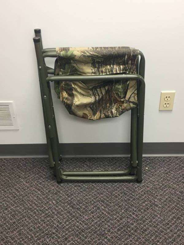lot 6 image: Folding Chair
