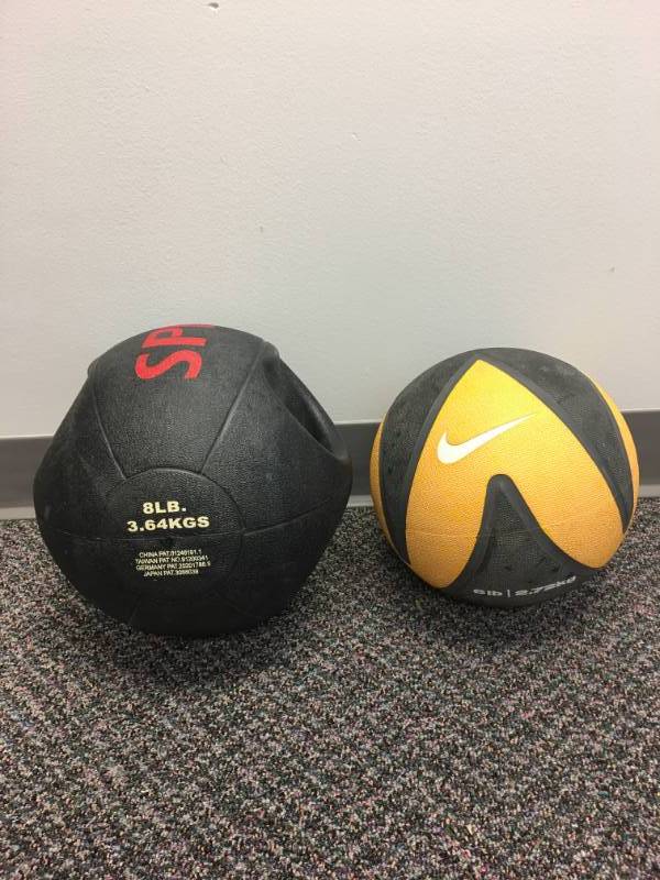 lot 7 image: Medicine Balls