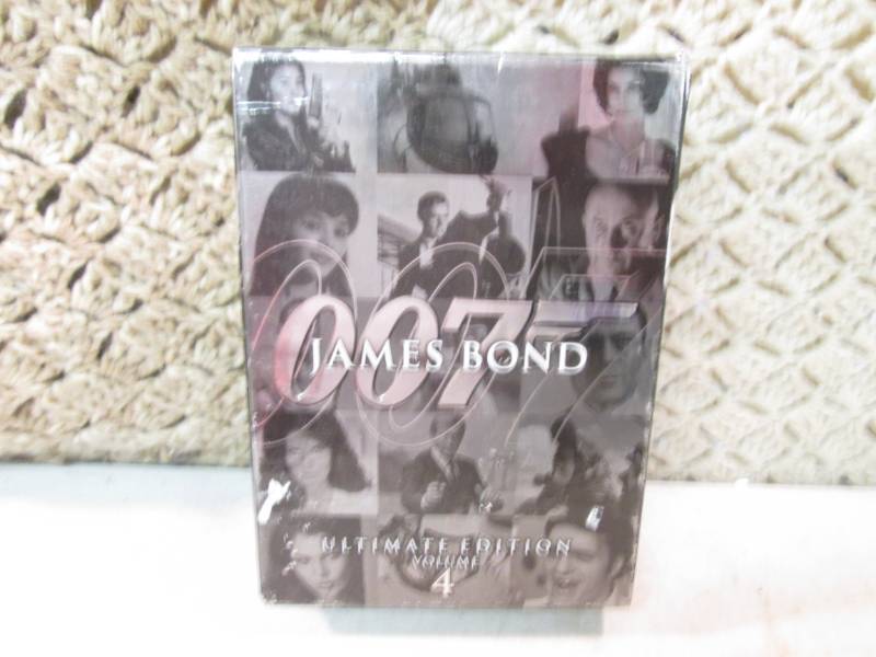 lot 21 image: 007 James Bond Ultimate Edition Vol...