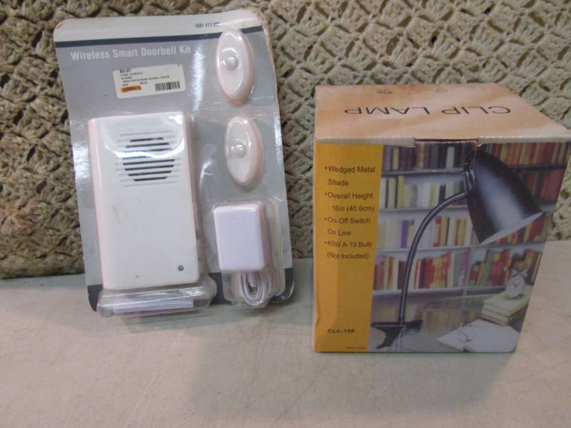 lot 24 image: Wireless Smart Doorbell Kit and Cli...