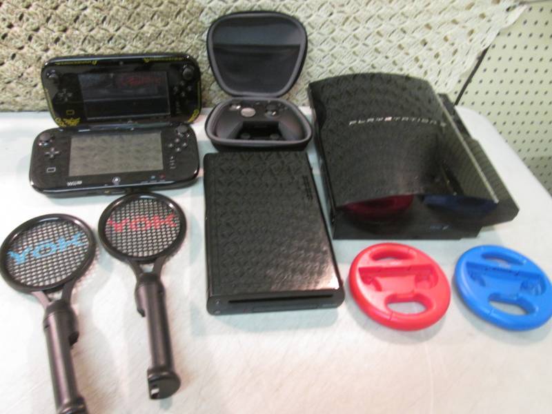 lot 32 image: Lot of Misc Game Systems Etc As Is ...