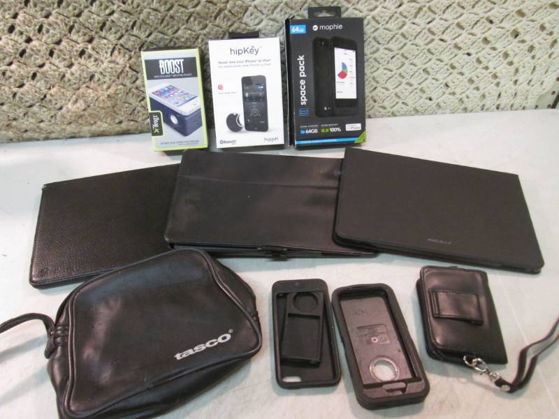 lot 34 image: Lot of Misc See Photos  CS...