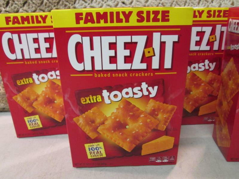 lot 46 image: 4 Family Size Boxes of Cheez-It Ext...