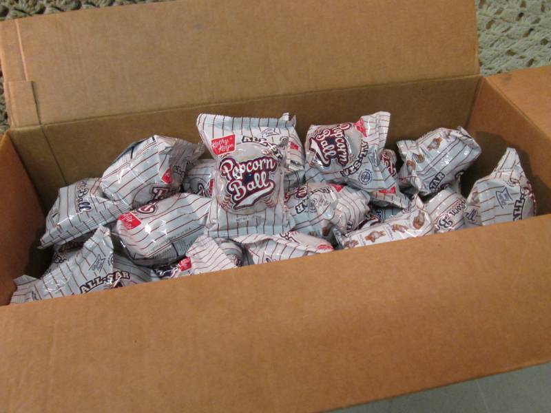 lot 90 image: Case of 32 All-Star Popcorn Balls  ...
