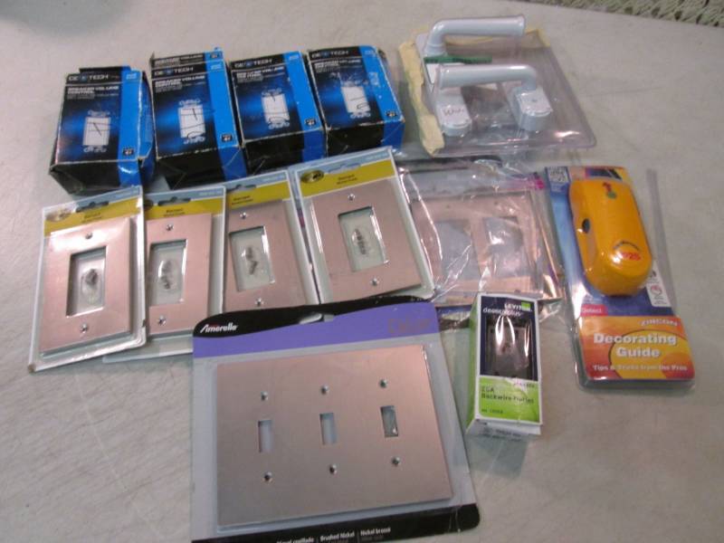 lot 100 image: Lot of Misc Electrical Related  CS...