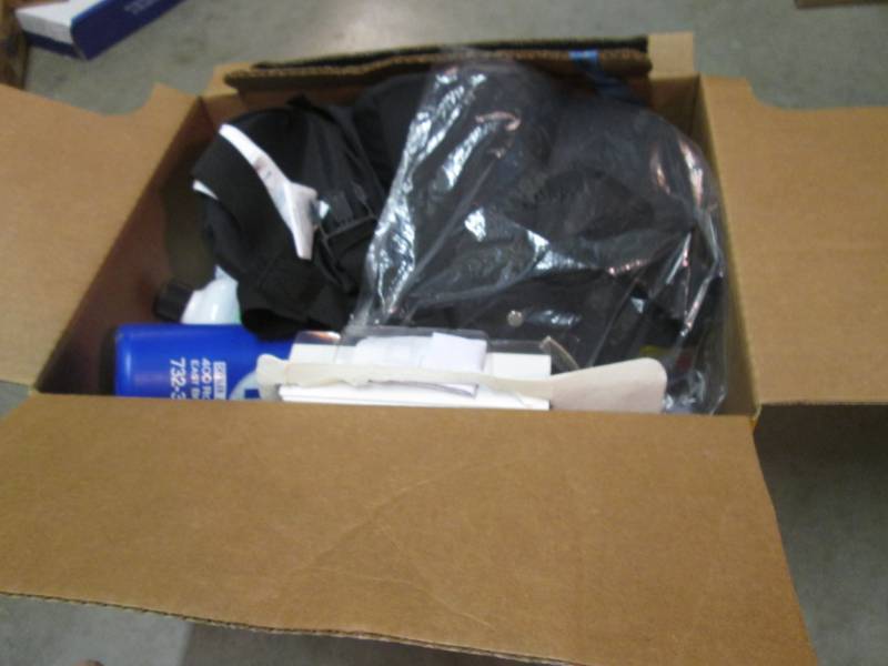 lot 118 image: Box Of Misc See Photos  D-2...