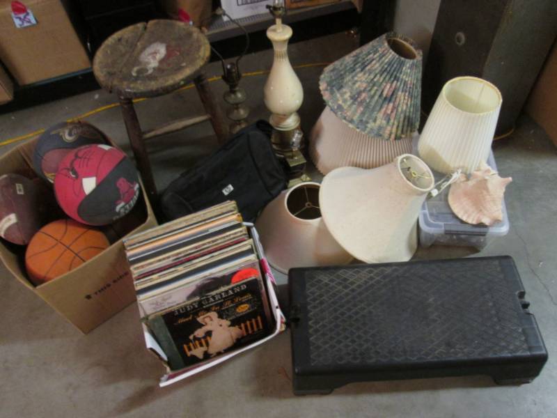 lot 130 image: Large Lot of Misc Golds Gym Step Re...