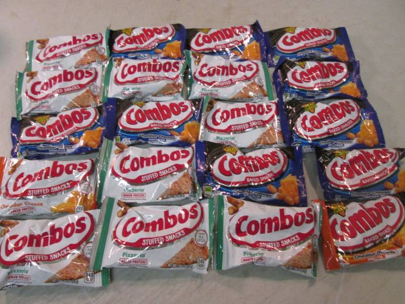 lot 177 image: Lot of Assorted Combos Snacks  B-2...