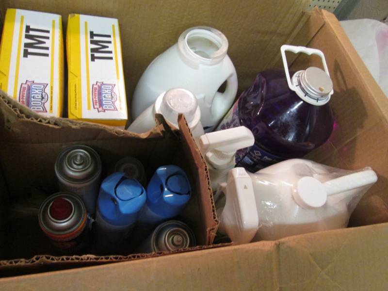 lot 195 image: Box Full of Assorted Cleaners Etc  ...
