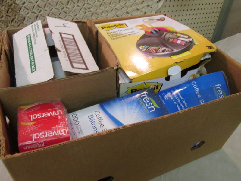 lot 200 image: Lot of Misc Office Supplies See pho...