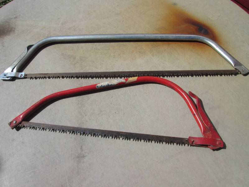 lot 221 image: 2 Hand Saws 24 and 33  RED...