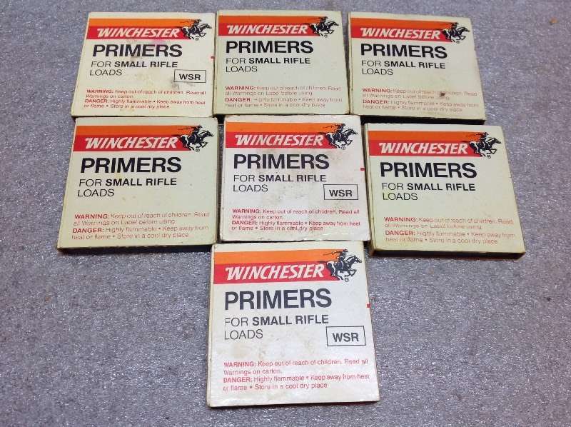 lot 126 image: Small Rifle Primers